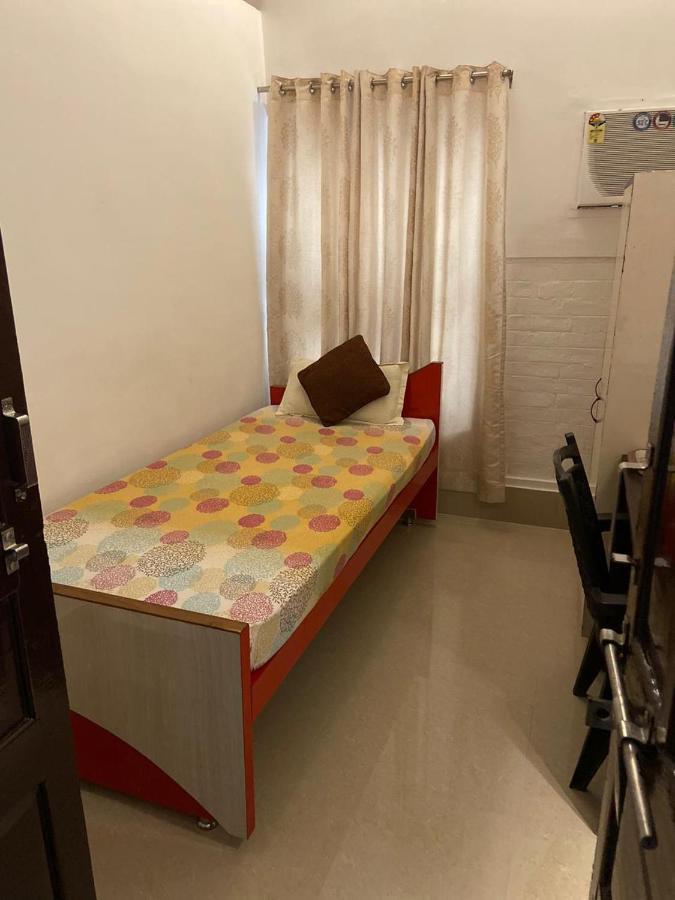 The Sunaina Hotel Varanasi Esterno foto