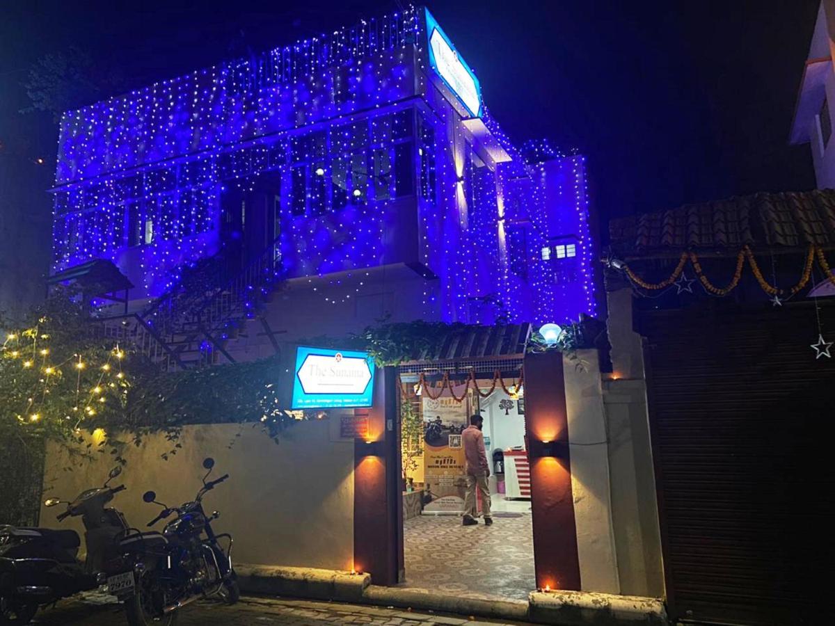 The Sunaina Hotel Varanasi Esterno foto
